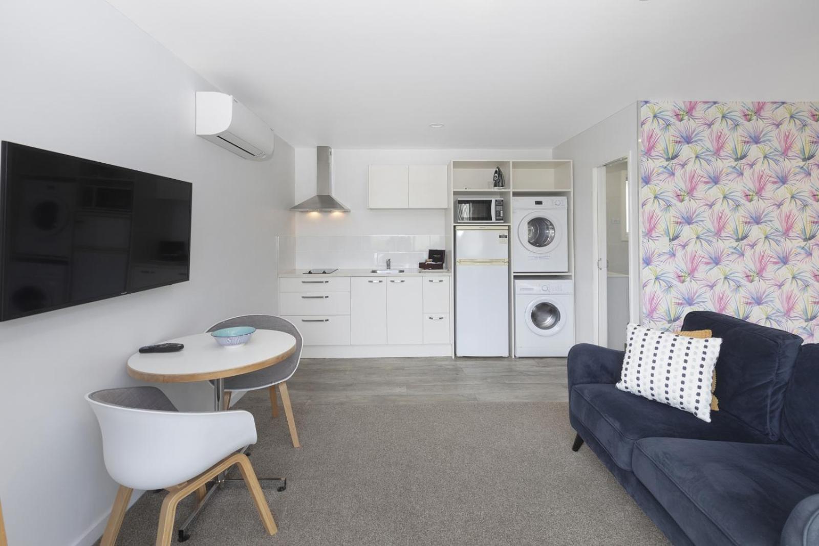 The Adelphi Motel Christchurch Bagian luar foto