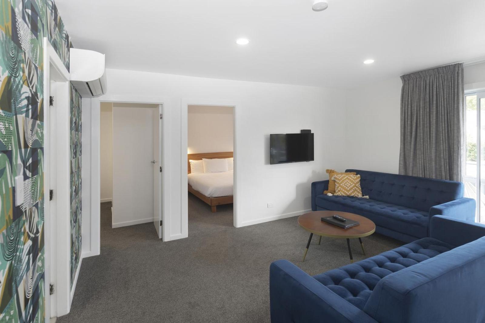 The Adelphi Motel Christchurch Bagian luar foto