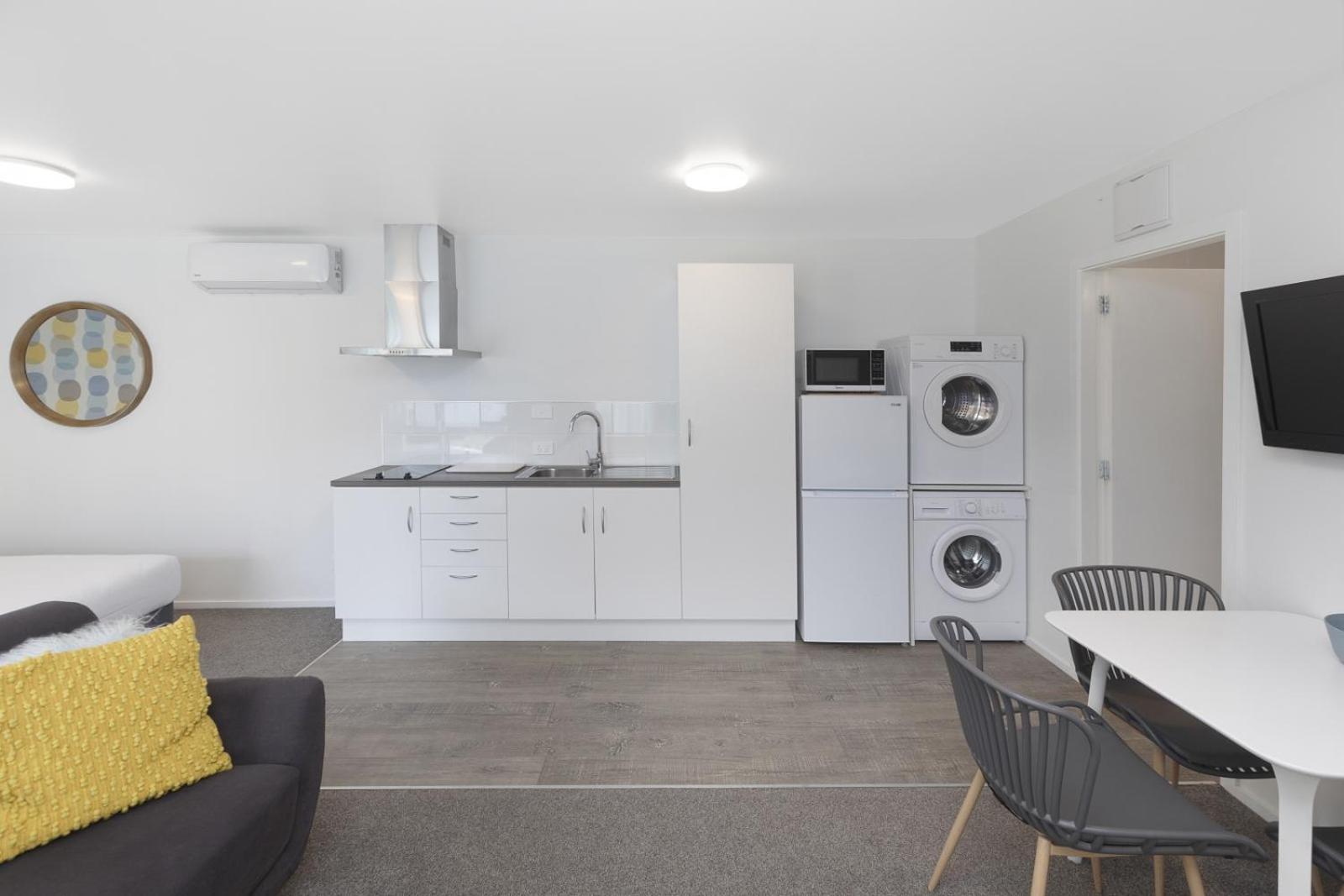 The Adelphi Motel Christchurch Bagian luar foto