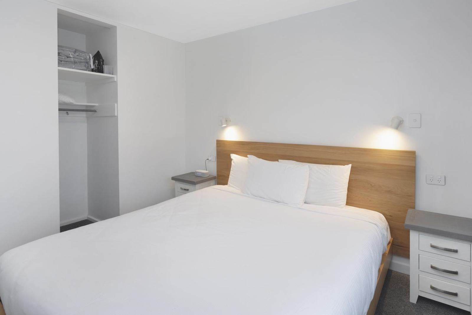 The Adelphi Motel Christchurch Bagian luar foto