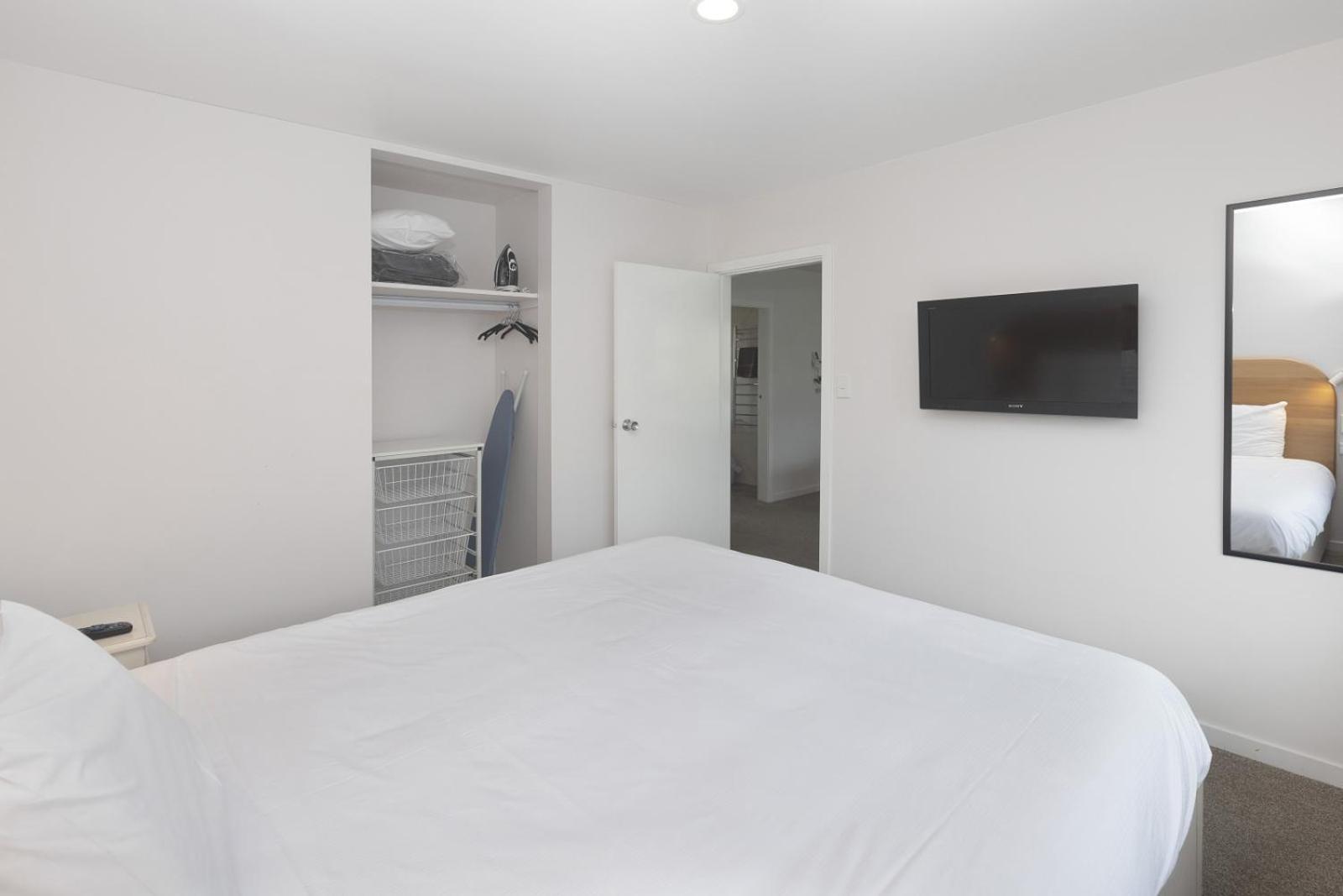 The Adelphi Motel Christchurch Bagian luar foto