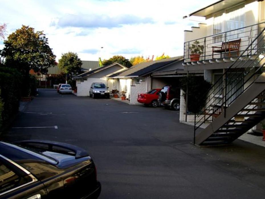The Adelphi Motel Christchurch Bagian luar foto